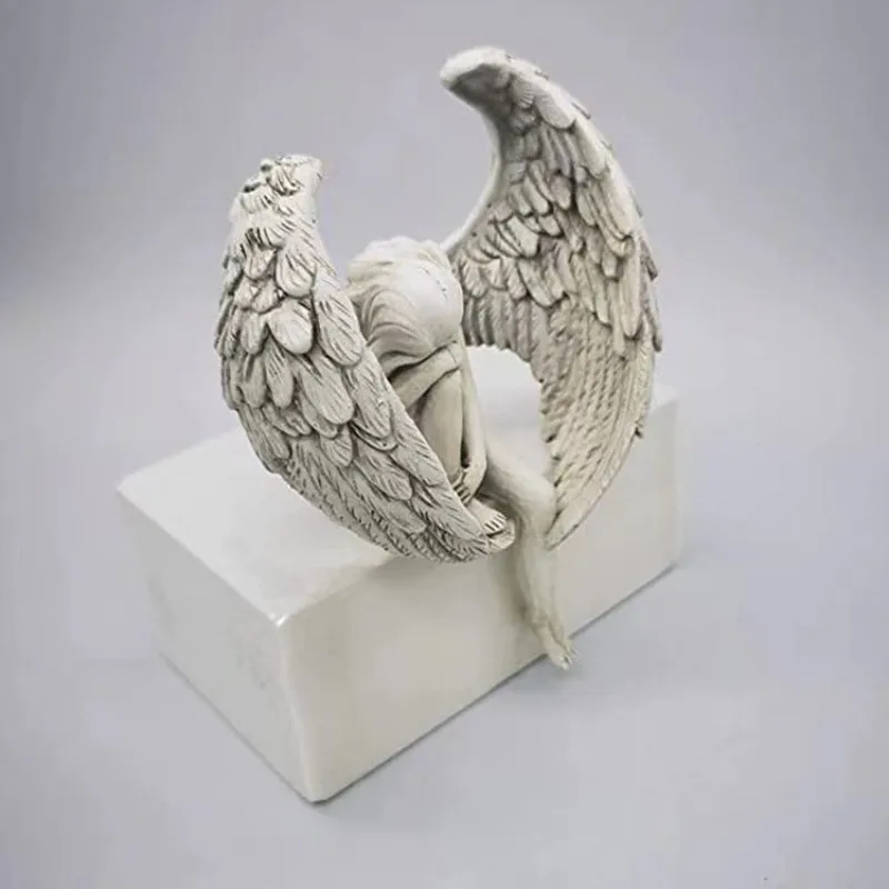 1Pcs Creative Sculpture Decoration Redemption Angel Statue Jewelry Redemption Statuette Religious Garden Home Decoration
1Pcs Creative Sculpture Decoration Redemption Angel Statue Jewelry Redemption Statuette Religious Garden Home Decoration