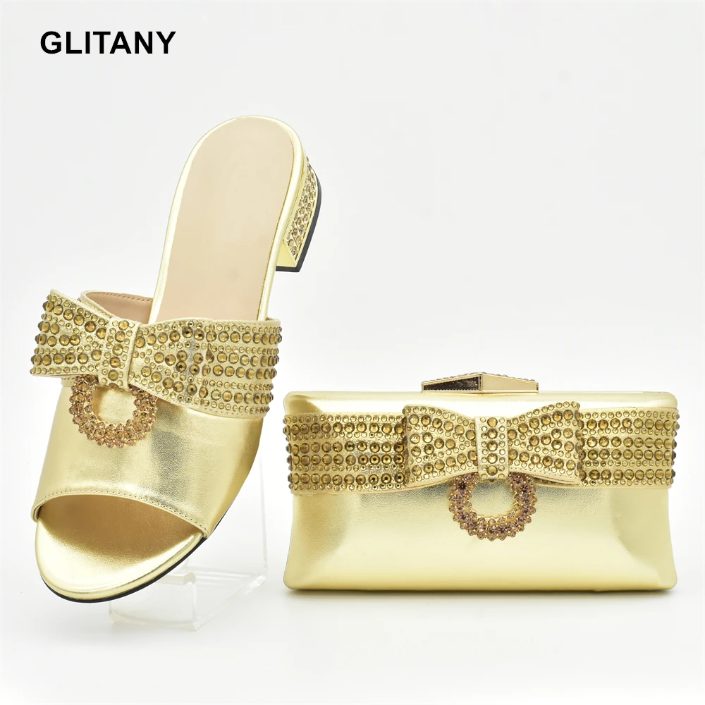 African Wedding Italian Shoe and Bag Sets Ladies Shoes with Matching Bags Set Decorated with Rhinestone Party Shoes and Bag
African Wedding Italian Shoe and Bag Sets Ladies Shoes with Matching Bags Set Decorated with Rhinestone Party Shoes and Bag