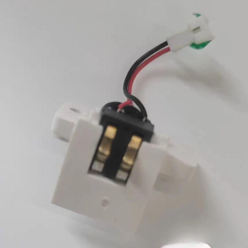 1Pcs for Mijia sweeping robot water tank motor contact shrapnel contact terminal metal switch original accessories
1Pcs for Mijia sweeping robot water tank motor contact shrapnel contact terminal metal switch original accessories