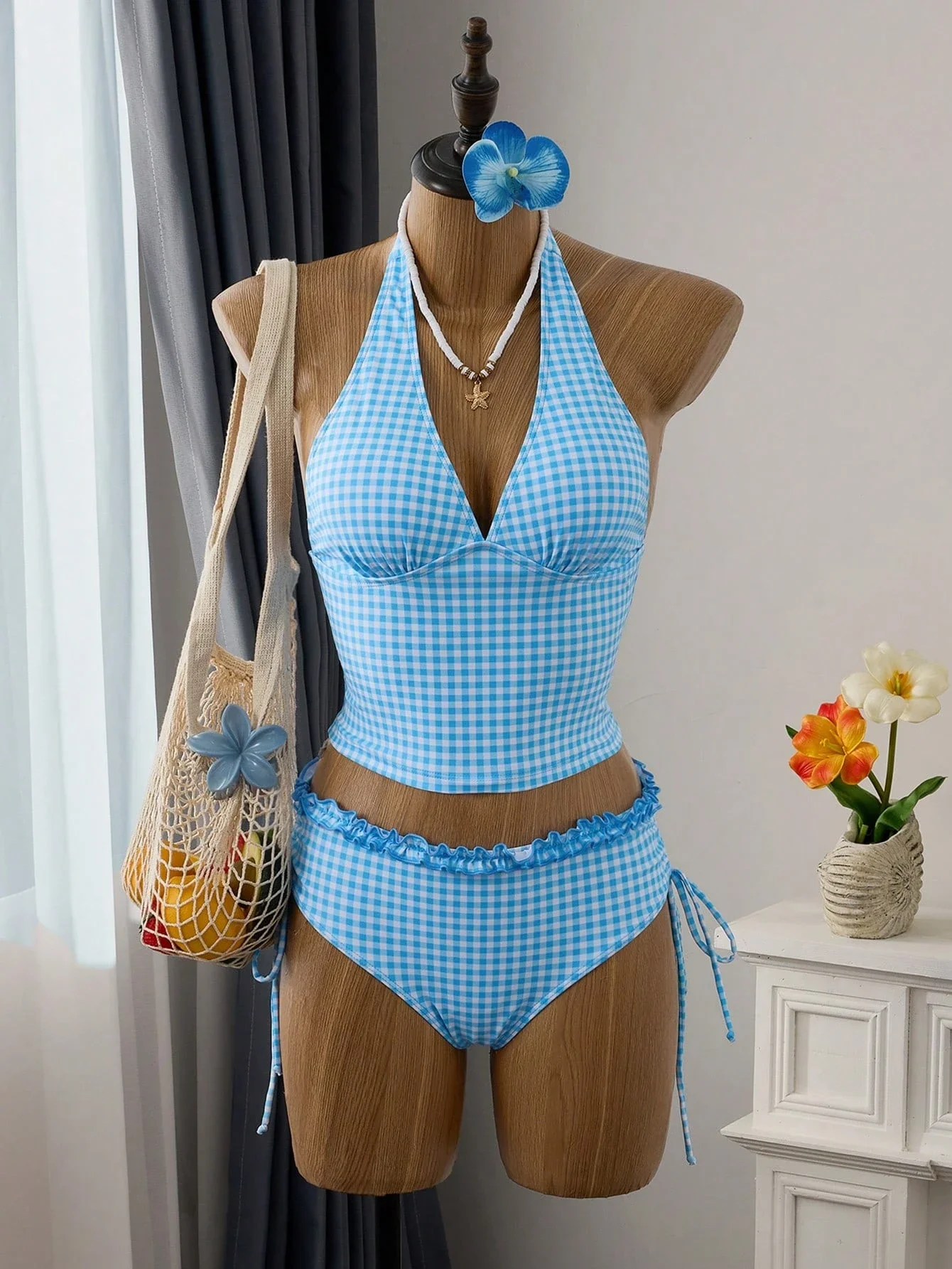Womens Gingham Plaid Halter Tie Top Ruffle Trim Drawstring Bottoms Tankini Set
Womens Gingham Plaid Halter Tie Top Ruffle Trim Drawstring Bottoms Tankini Set