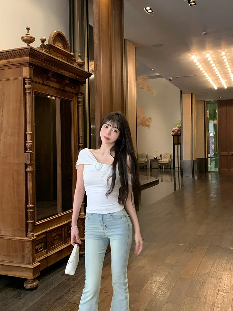 Женский топ-бюстье Liuu Designable Strap с эластичной талией, утягивающий, универсальный, из полиэфирного волокна, летний, 2024, женская майка
Женский топ-бюстье Liuu Designable Strap с эластичной талией, утягивающий, универсальный, из полиэфирного волокна, летний, 2024, женская майка