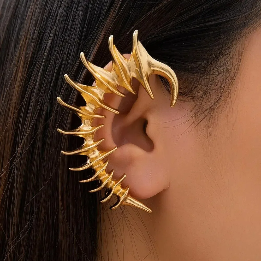 Gothic Hip Hop Teenagers Punk Personality Dragon Spiny Bone Clip No Piercing Ear Cuffs Earrings for Women Street Party Jewelry
Gothic Hip Hop Teenagers Punk Personality Dragon Spiny Bone Clip No Piercing Ear Cuffs Earrings for Women Street Party Jewelry
