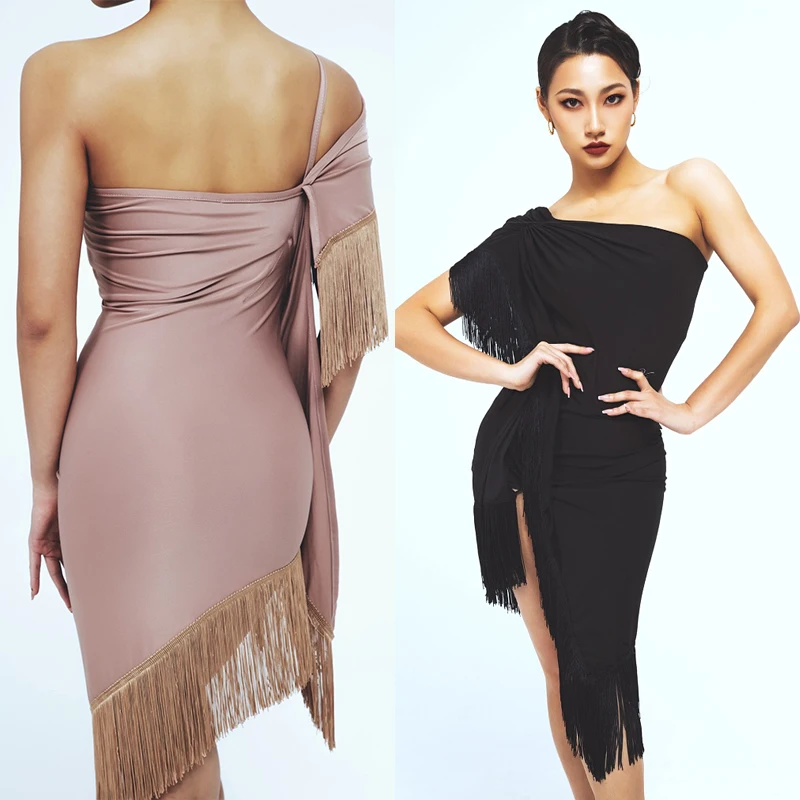 Latin Dance Dress Women Sexy Irregular Fringed Dress Latin Competition Clothes Adult Rumba Ballroom Dance Practice Wear DNV16494
Latin Dance Dress Women Sexy Irregular Fringed Dress Latin Competition Clothes Adult Rumba Ballroom Dance Practice Wear DNV16494