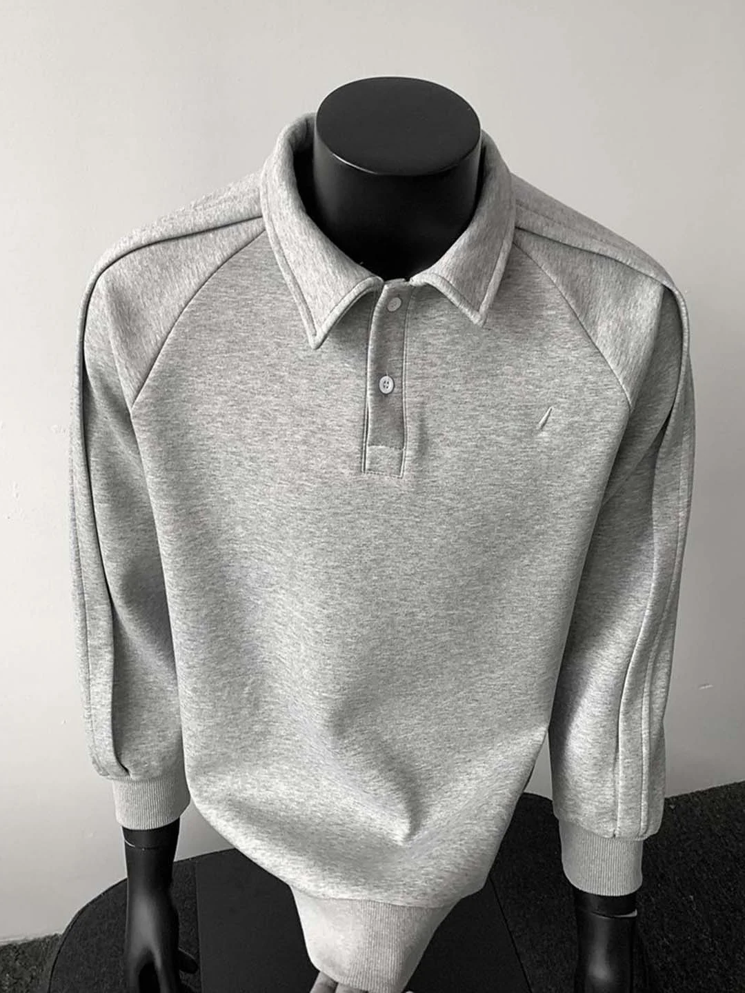 Cleanfit Men's Shirt Long Sleeve American Retro Heavyweight Boxy Sweatshirt Deconstructed 3D Shoulder Autumn Fashion
Cleanfit Men's Shirt Long Sleeve American Retro Heavyweight Boxy Sweatshirt Deconstructed 3D Shoulder Autumn Fashion