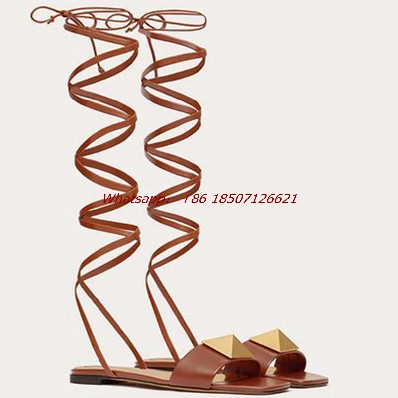 Square Toe Flat Bottom One Rivet Cross Strap Sandals Leather Low Heel Strap Design Women's Slippers
Square Toe Flat Bottom One Rivet Cross Strap Sandals Leather Low Heel Strap Design Women's Slippers