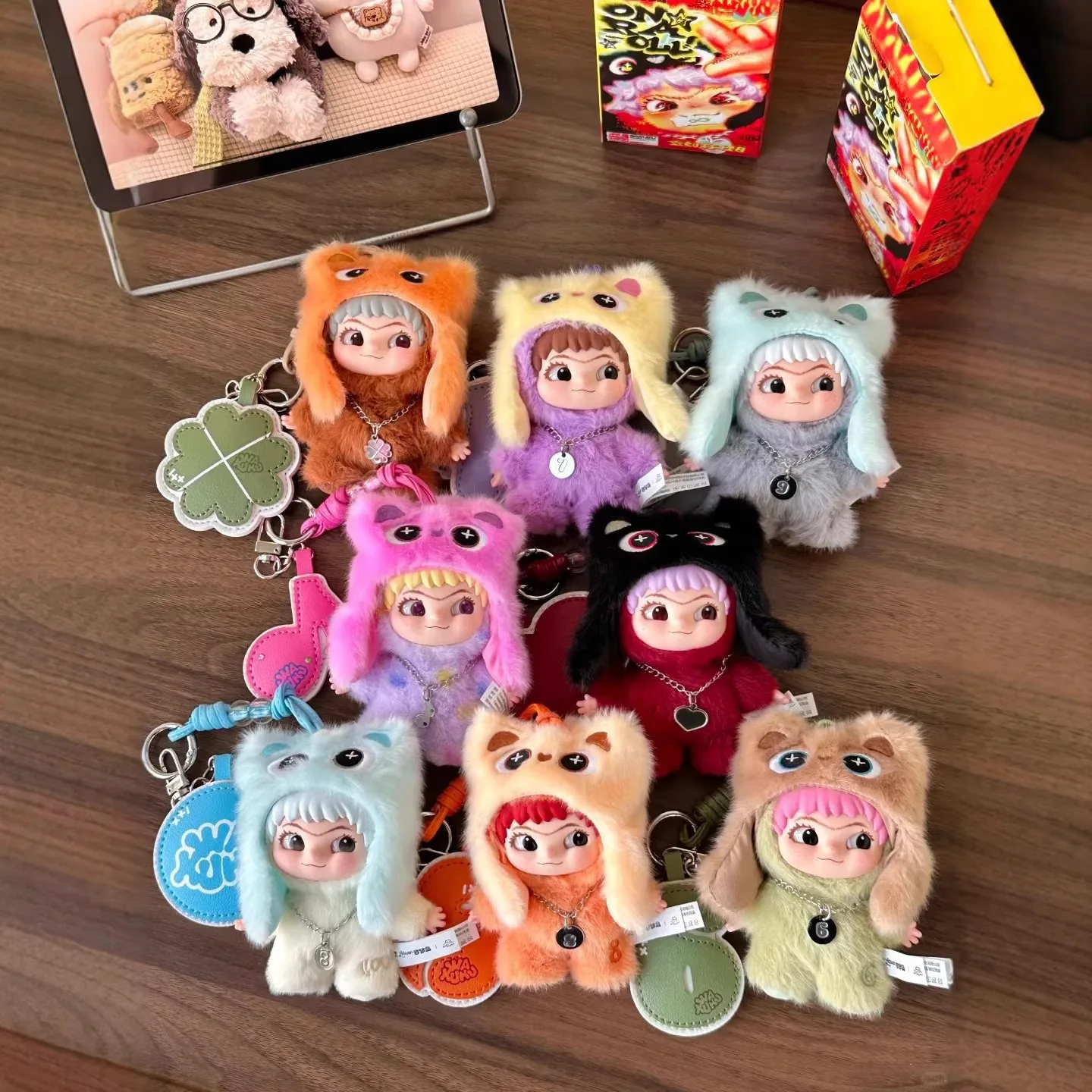 Wakuku on A Roll Series Blind Box Wakuku V3 Anime Figure Doll Cute Surprise Bag Mystery Box Vinyl Face Pendant Keychain Toys New
Wakuku on A Roll Series Blind Box Wakuku V3 Anime Figure Doll Cute Surprise Bag Mystery Box Vinyl Face Pendant Keychain Toys New