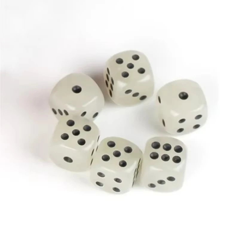 5-40PCS 14mm 6 Sided Noctilucent Dice Night Light Round Corner Cubes Fun Bar KTV Entertainment Luminous Game Dices Drinking Tool
5-40PCS 14mm 6 Sided Noctilucent Dice Night Light Round Corner Cubes Fun Bar KTV Entertainment Luminous Game Dices Drinking Tool