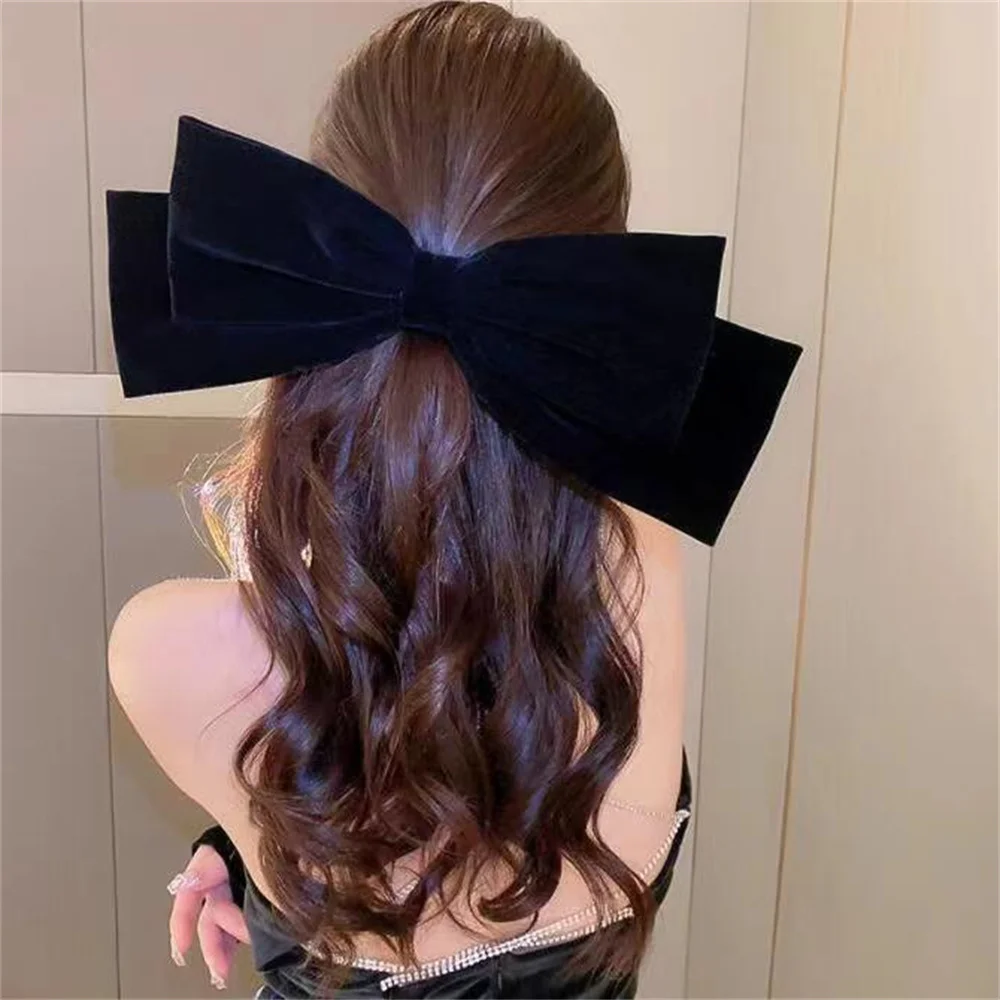 1PC New Fashion Quality Oversized Barrette Bow Hair Clip For Woman Velvet Face Small Back Headwear Hairpin Hair Accessories
1PC New Fashion Quality Oversized Barrette Bow Hair Clip For Woman Velvet Face Small Back Headwear Hairpin Hair Accessories