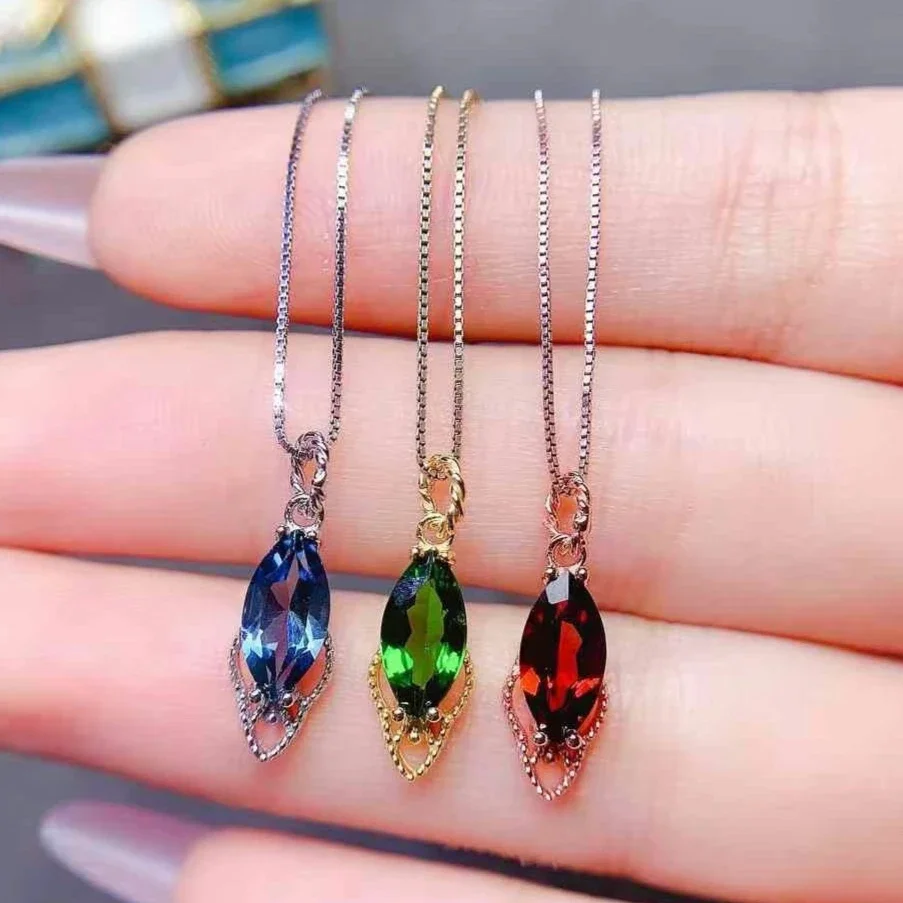Natural Topaz Pendant 5mm*10mm 1ct Real Diopside 925 Silver Pendant Solid 925 Silver Garnet Necklace for Daily Wear
Natural Topaz Pendant 5mm*10mm 1ct Real Diopside 925 Silver Pendant Solid 925 Silver Garnet Necklace for Daily Wear
