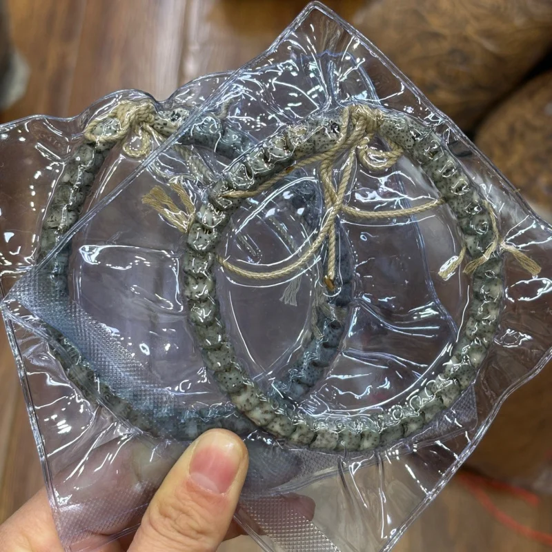 Hainan Ecology Yin Leather Green Snake Bone Xingyue Bodhi Bracelet Handle Hand Pieces Men'S And Women'S Rosary Buddha B
Hainan Ecology Yin Leather Green Snake Bone Xingyue Bodhi Bracelet Handle Hand Pieces Men'S And Women'S Rosary Buddha B