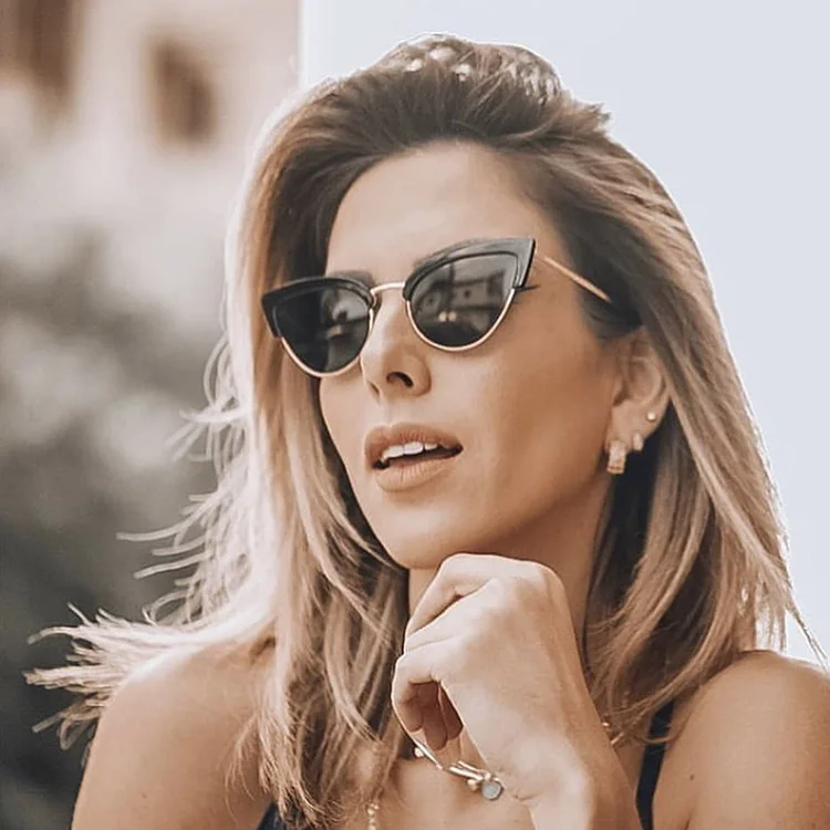 Personalized Half Frame Metal Frame Street Photography Glasses European and American Cat Eye Anti Blue Light Flat Lens for Women
Personalized Half Frame Metal Frame Street Photography Glasses European and American Cat Eye Anti Blue Light Flat Lens for Women