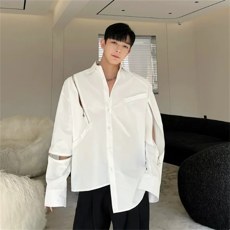 Dark-themed high street asymmetrical hem shirt, a trendy men's shirt with a heavy zipper and cutout design
Dark-themed high street asymmetrical hem shirt, a trendy men's shirt with a heavy zipper and cutout design