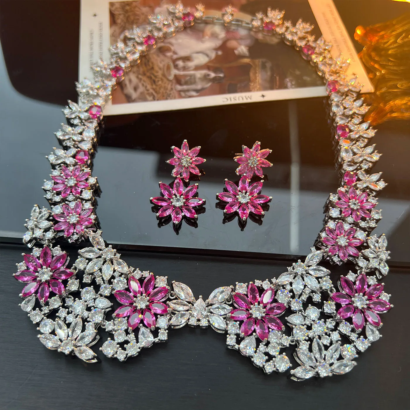 Luxury Women Crystal Zircon Flower Jewelry Statement Necklace Earrings For Fashion Femme Bridal Wedding Party Accessories Gift
Luxury Women Crystal Zircon Flower Jewelry Statement Necklace Earrings For Fashion Femme Bridal Wedding Party Accessories Gift