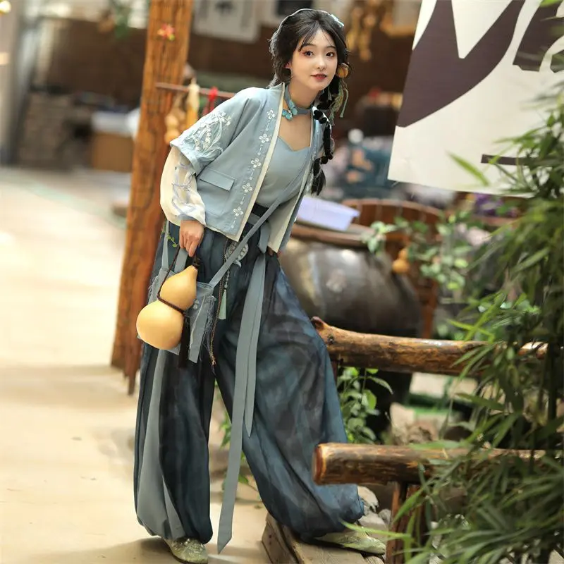 New Chinese Style Hanfu Dress Imitates Song Dynasty Fashion Women's Dress Girl Daily Improved Hanfu Dress Set
New Chinese Style Hanfu Dress Imitates Song Dynasty Fashion Women's Dress Girl Daily Improved Hanfu Dress Set