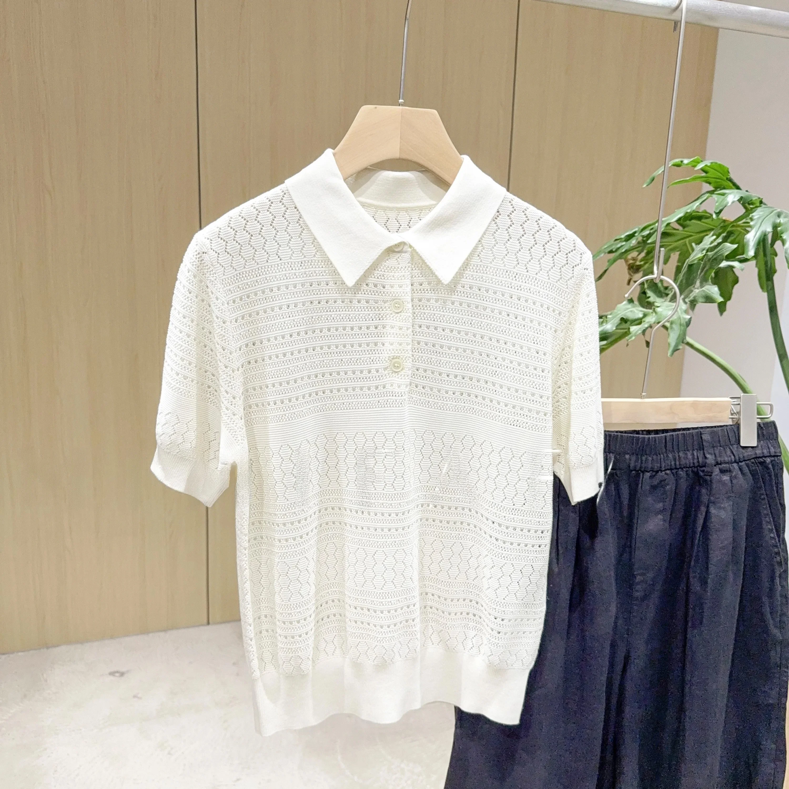 Mimifafa Recommended High Quality Fabric Elegant Neck Knitted Sweater Hollow out Design Breathable Women's Summer Top
Mimifafa Recommended High Quality Fabric Elegant Neck Knitted Sweater Hollow out Design Breathable Women's Summer Top