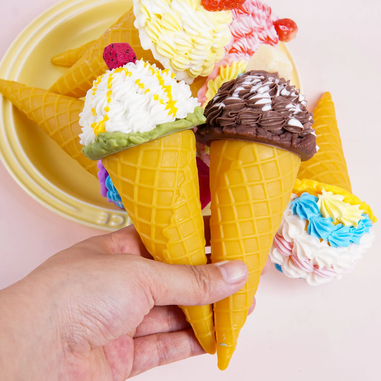 Artificial Ice Cream Cone Model Fake Food Fruit Cream Crispy Cone Simulation Dessert Window Display Photography Prop Home Decor
Artificial Ice Cream Cone Model Fake Food Fruit Cream Crispy Cone Simulation Dessert Window Display Photography Prop Home Decor
