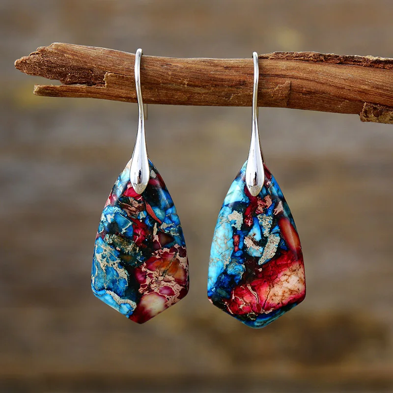 Gomggsale Striking Multicolored Gemstone Earrings: A Vivid Display of Natural Artistry
Gomggsale Striking Multicolored Gemstone Earrings: A Vivid Display of Natural Artistry