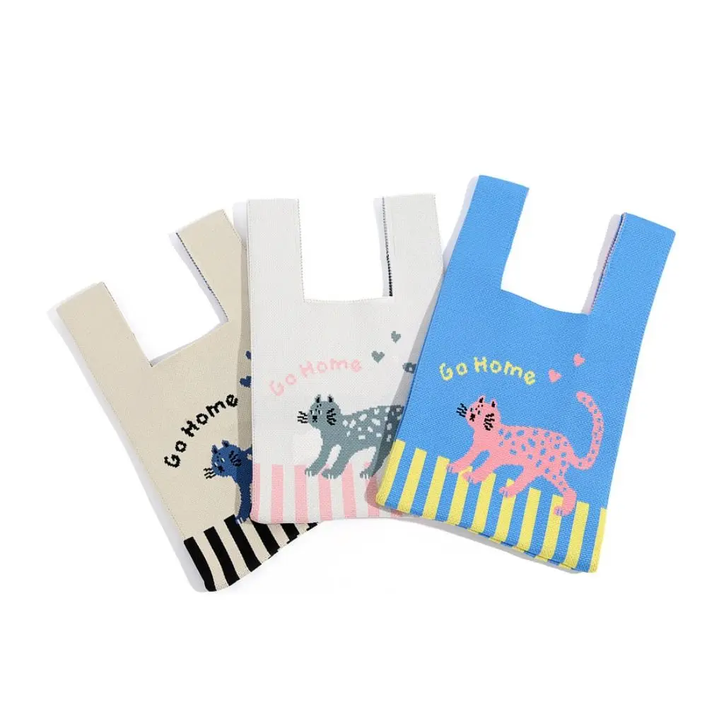 Cartoon Knit Handbag Handmade Large-capacity Change Key Storage Bags Knot Wrist Bag Knit Tote Bags Student
Cartoon Knit Handbag Handmade Large-capacity Change Key Storage Bags Knot Wrist Bag Knit Tote Bags Student