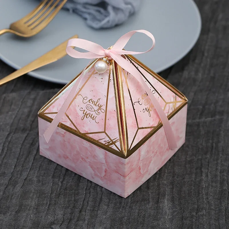 100pcs Wedding Favors For Guests In Bulk Marble Pink Darl Green Gift Box Bonbonniere Candy Treats Party Decorations With Ribbon
100pcs Wedding Favors For Guests In Bulk Marble Pink Darl Green Gift Box Bonbonniere Candy Treats Party Decorations With Ribbon