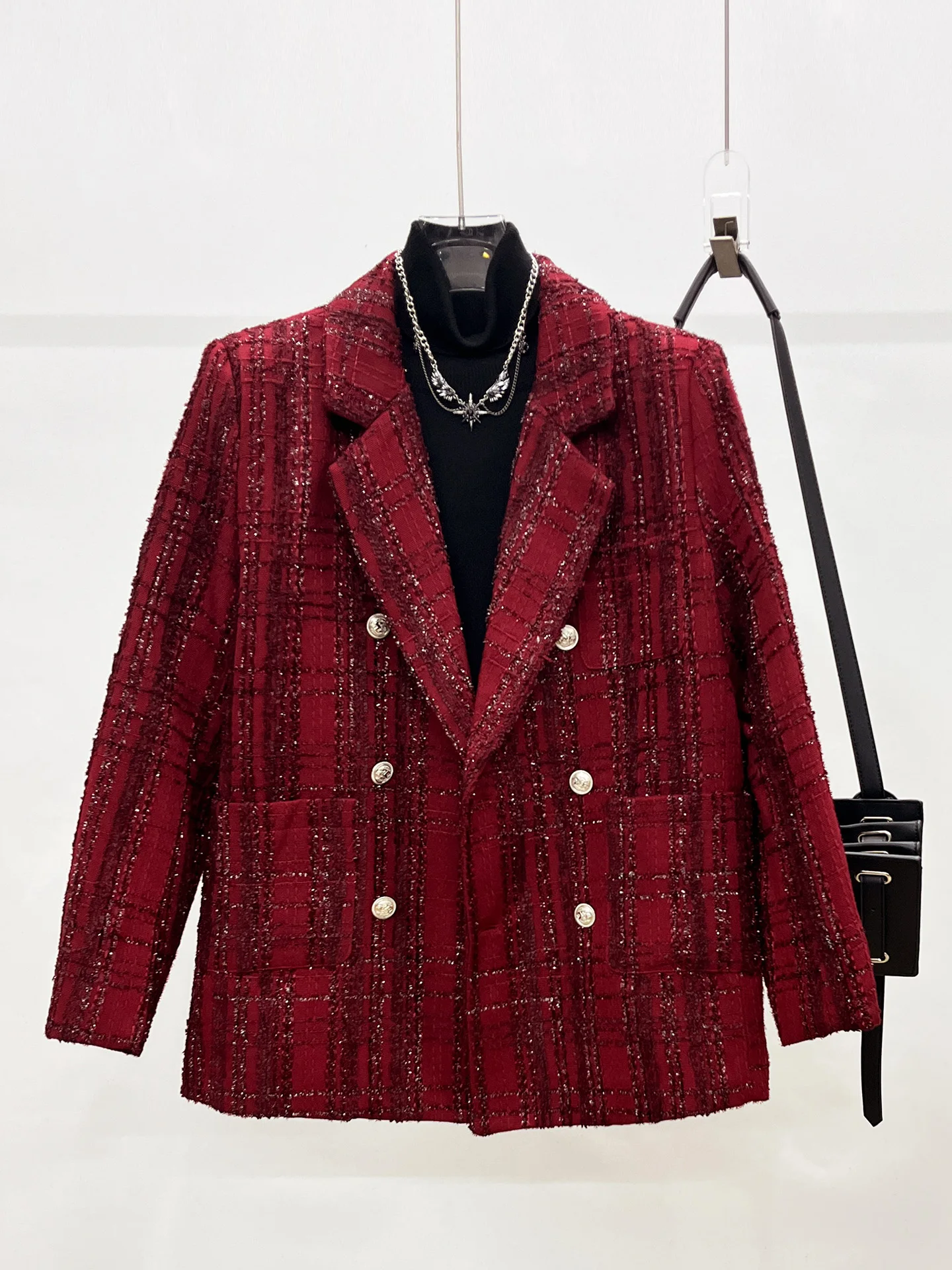 Red Double-Breasted Thiened Cotton oulder Pad Men's Suit Jaet Autumn Winter Casual Sle Long Sve Formal Wear
Red Double-Breasted Thiened Cotton oulder Pad Men's Suit Jaet Autumn Winter Casual Sle Long Sve Formal Wear