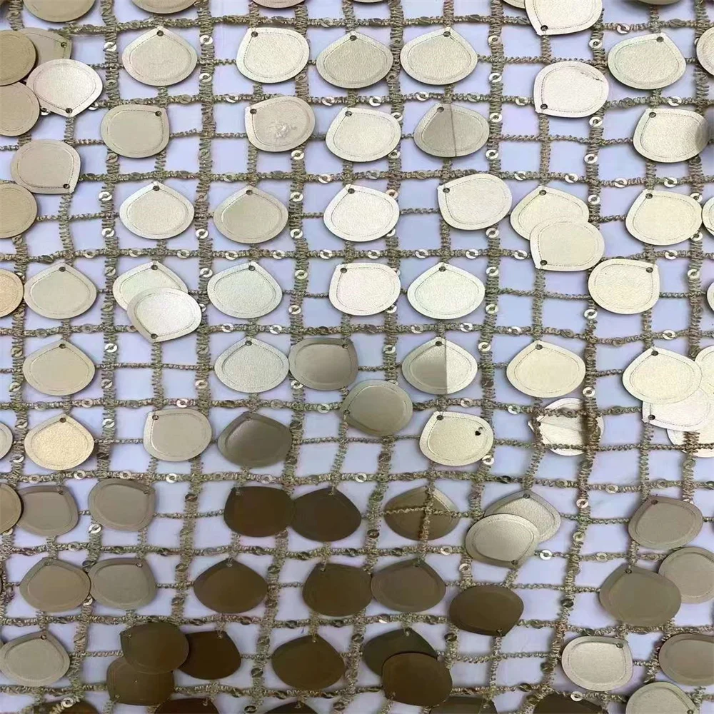 African Lace Fabric French Net Big Sequins Fabric 2024 High Quality Sewing Embroidered Lace Tulle Nigerian Lace Fabric 5Yards st
African Lace Fabric French Net Big Sequins Fabric 2024 High Quality Sewing Embroidered Lace Tulle Nigerian Lace Fabric 5Yards st