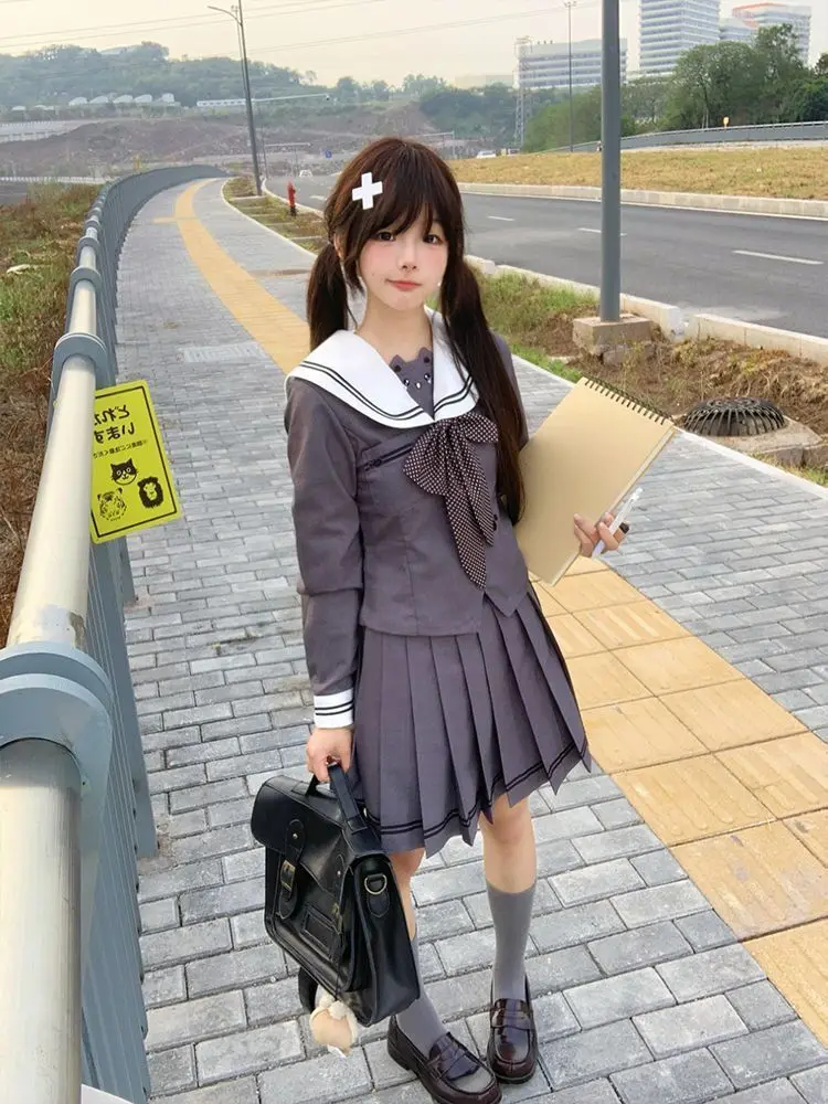 Униформа Jk в японском кампусном стиле, матросская форма с длинными рукавами, юбка с матросским воротником, серый, темно-синий, белый комплект, повседневный комплект для девочек, милый каваи
Униформа Jk в японском кампусном стиле, матросская форма с длинными рукавами, юбка с матросским воротником, серый, темно-синий, белый комплект, повседневный комплект для девочек, милый каваи