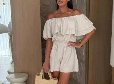 Summer Solid Color Ruffled Off Shoulder Women's Jumpsuit Elegant Slim Fit Casual Solid Color One Neck Off Shoulder Jumpsuit
Summer Solid Color Ruffled Off Shoulder Women's Jumpsuit Elegant Slim Fit Casual Solid Color One Neck Off Shoulder Jumpsuit
