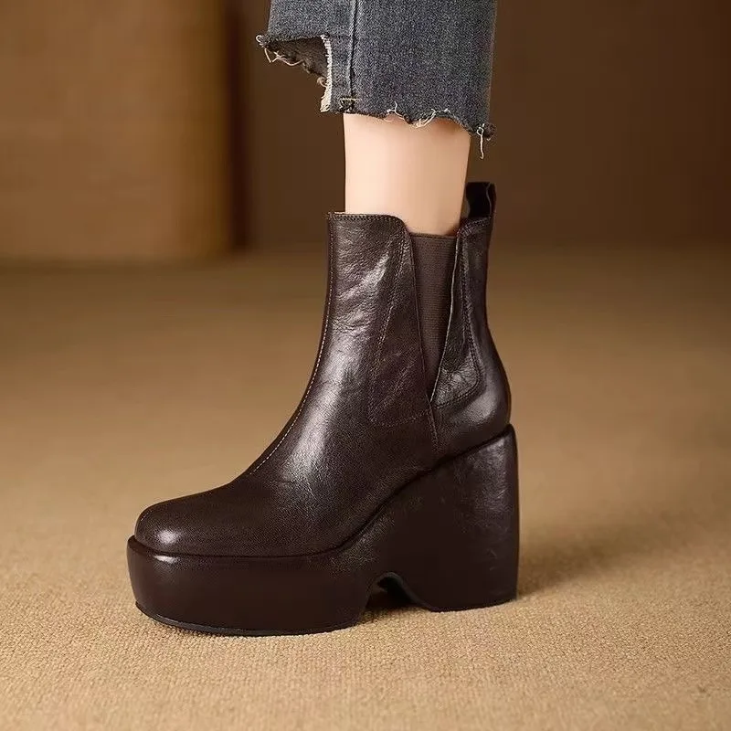 Ladies Shoes 2025 Ankle Slip-on Women's Boots Fashion Round Toe Modern Boots Women New Best Seller Thick Bottom Shoes for Women
Ladies Shoes 2025 Ankle Slip-on Women's Boots Fashion Round Toe Modern Boots Women New Best Seller Thick Bottom Shoes for Women