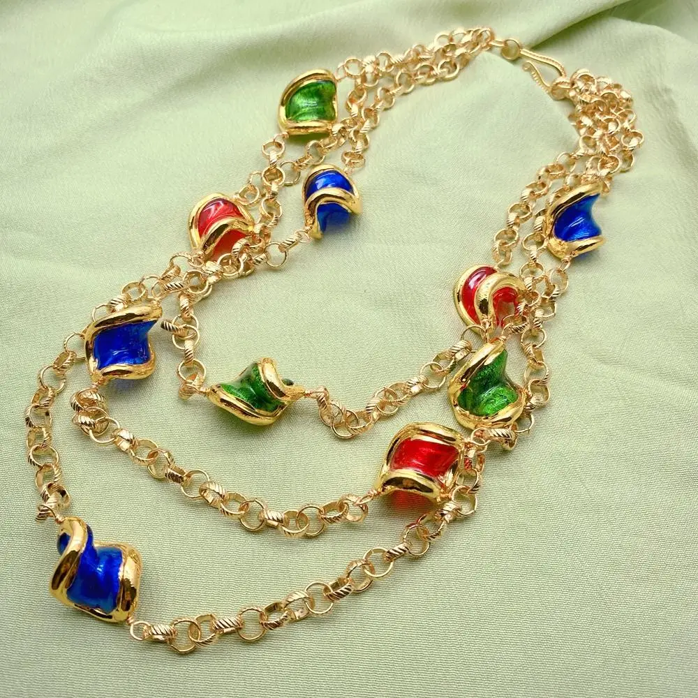 YYGEM 3-прядное 16x24 мм многоцветное витое овальное ожерелье-цепочка из муранского стекла с позолотой
YYGEM 3-прядное 16x24 мм многоцветное витое овальное ожерелье-цепочка из муранского стекла с позолотой