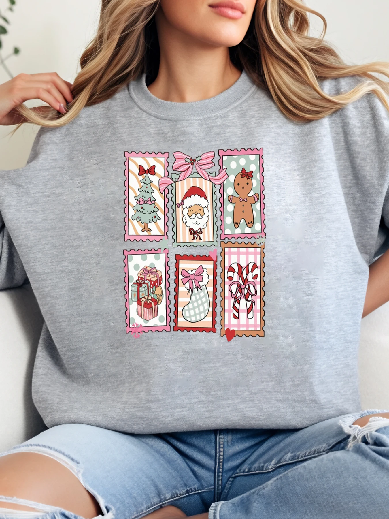 Рождественская елка Санта-пряник, подарочный чулок, рождественский свитшот с принтом конфетной трости, женская повседневная праздничная одежда, серый, больших размеров
Рождественская елка Санта-пряник, подарочный чулок, рождественский свитшот с принтом конфетной трости, женская повседневная праздничная одежда, серый, больших размеров