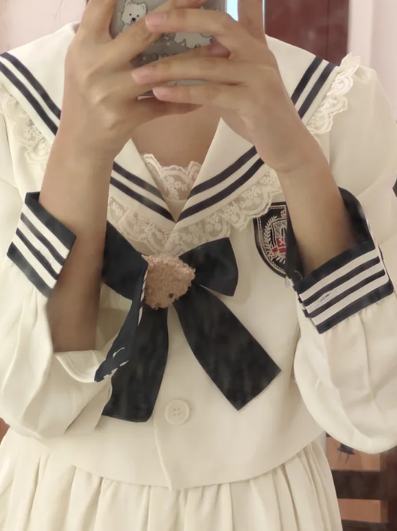 Матросский костюм в студенческом стиле, милый темно-синий воротник для девочек, короткая куртка с длинными рукавами, топ и юбка с высокой талией, униформа JK, комплект из двух предметов
Матросский костюм в студенческом стиле, милый темно-синий воротник для девочек, короткая куртка с длинными рукавами, топ и юбка с высокой талией, униформа JK, комплект из двух предметов