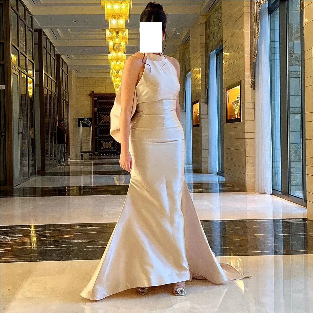 Satin Sleeveless Straight Halter Floor Length Evening Dress Formal Pleats Bow Sweep Train Bespoke Occasion Gowns Solid Color
Satin Sleeveless Straight Halter Floor Length Evening Dress Formal Pleats Bow Sweep Train Bespoke Occasion Gowns Solid Color