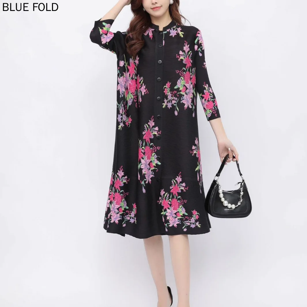 Pleated Dress Spring Women's New Fashion Printed Loose Stretch Stand Collar Single Breasted Dresses MIYAKE PLEATS Vestido Robe
Pleated Dress Spring Women's New Fashion Printed Loose Stretch Stand Collar Single Breasted Dresses MIYAKE PLEATS Vestido Robe