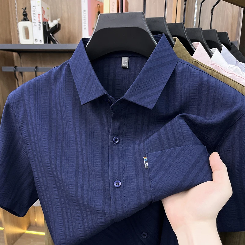 High Quality Men's New Vertical Striped Printed Shirt Summer Comfort Short Sleeve Lapel T-shirt Casual Breathable Men's Clothing
High Quality Men's New Vertical Striped Printed Shirt Summer Comfort Short Sleeve Lapel T-shirt Casual Breathable Men's Clothing
