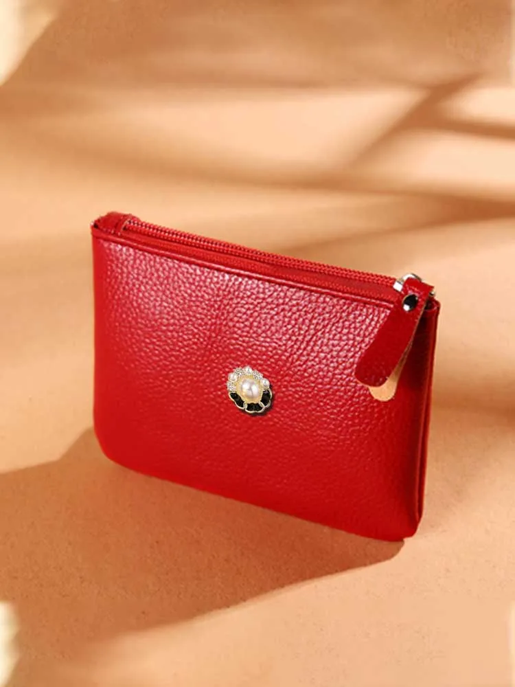 Stylish PU Key Wallets - Durable & Cute for Females Realist White Crystal Decor
Stylish PU Key Wallets - Durable & Cute for Females Realist White Crystal Decor