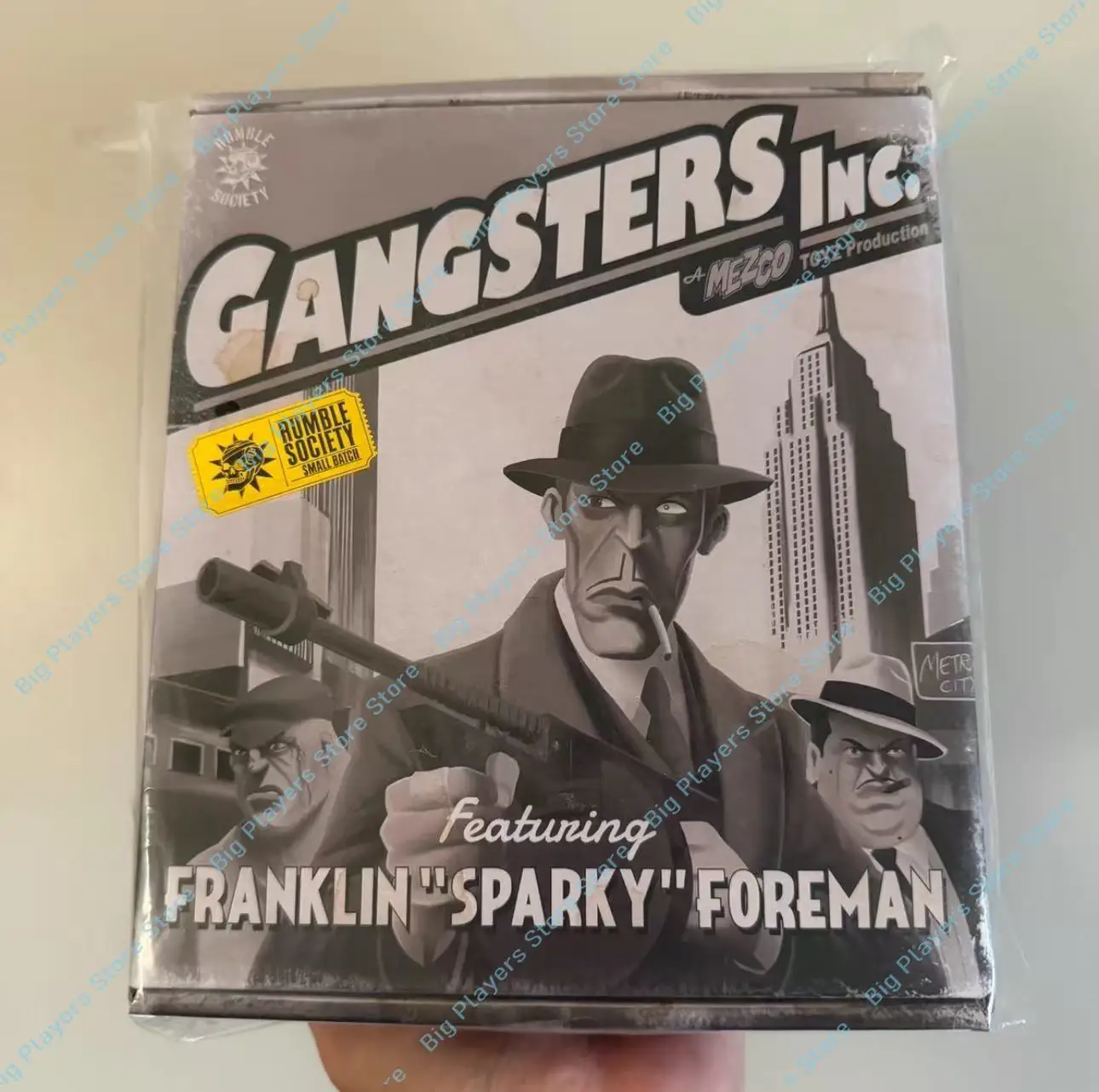 Spot Goods Mezco Gangsters Inc. Franklin "Sparky" Foreman Black & White Version
Spot Goods Mezco Gangsters Inc. Franklin "Sparky" Foreman Black & White Version
