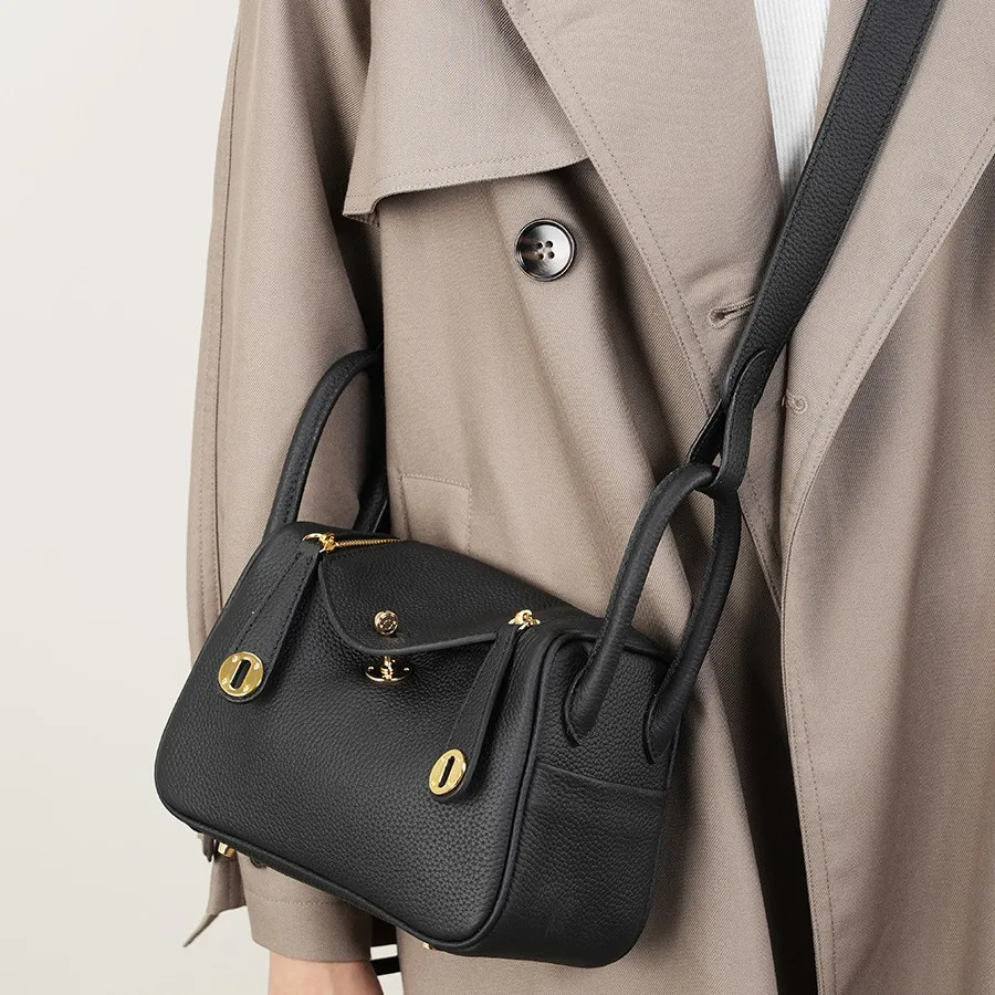 Модная женская сумка через плечо из натуральной кожи, универсальная сумка для повседневного использования, осенне-зимняя женская сумка на плечо
Модная женская сумка через плечо из натуральной кожи, универсальная сумка для повседневного использования, осенне-зимняя женская сумка на плечо