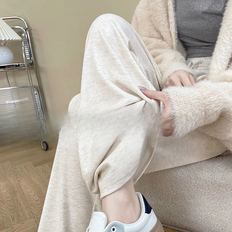 Широкие брюки, нерегулярные женские летние ультратонкие быстросохнущие технические брюки, уличные беговые брюки с эластичной резинкой на талии, легкие шикарные брюки
Широкие брюки, нерегулярные женские летние ультратонкие быстросохнущие технические брюки, уличные беговые брюки с эластичной резинкой на талии, легкие шикарные брюки