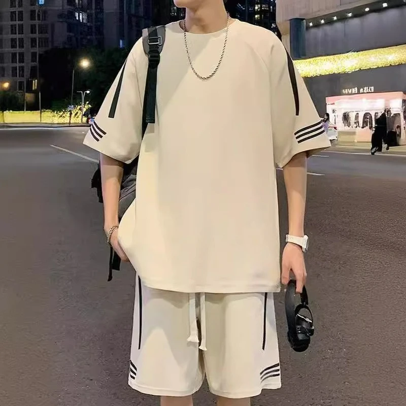Handsome Sports Suit Men's Short-sleeved Casual Match Summer Loose New Ice Silk Shorts T-shirt Men Comfortable Fashionable Style
Handsome Sports Suit Men's Short-sleeved Casual Match Summer Loose New Ice Silk Shorts T-shirt Men Comfortable Fashionable Style