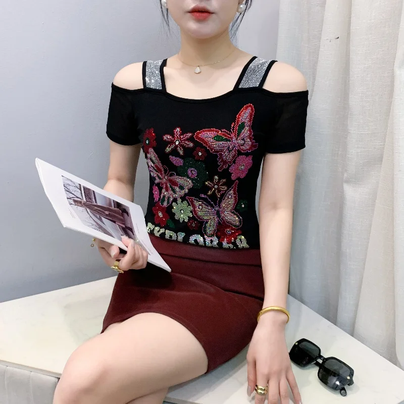 Summer Streetwear Fashion Women's T-shirt Luxury Design Butterfly Hot Diamonds Tee Sexy Off Shoulder Girls Tops European Clothes
Summer Streetwear Fashion Women's T-shirt Luxury Design Butterfly Hot Diamonds Tee Sexy Off Shoulder Girls Tops European Clothes