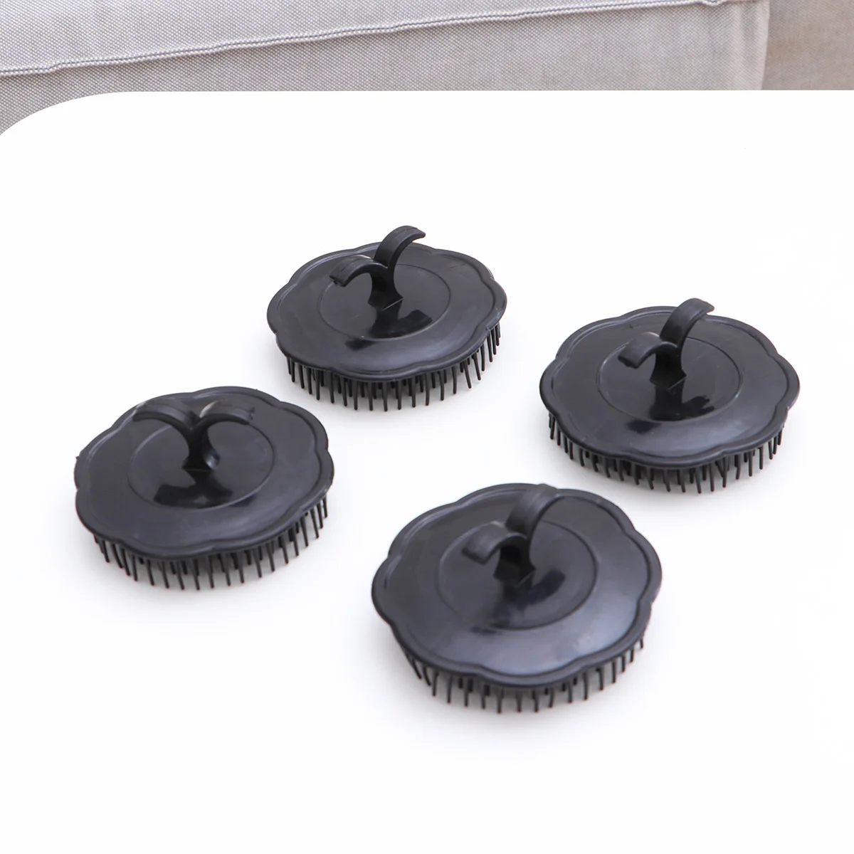 4pcs Shampoo Brush Hair Scalp Massager Plastic Flexible Dandruff Control Exfoliate Cleansing Beard Itching Hand Held
4pcs Shampoo Brush Hair Scalp Massager Plastic Flexible Dandruff Control Exfoliate Cleansing Beard Itching Hand Held