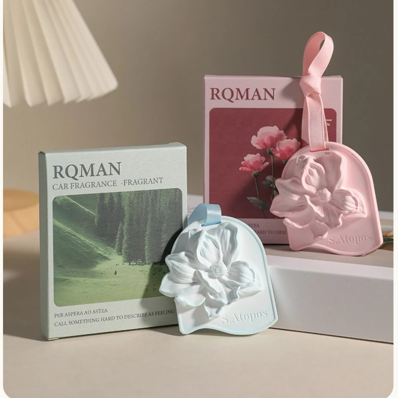 Pre-Scented Ceramic Flower Hanging Ornament Air Freshener Creative Souvenir Gift Set for Car Home Decor 
Pre-Scented Ceramic Flower Hanging Ornament Air Freshener Creative Souvenir Gift Set for Car Home Decor