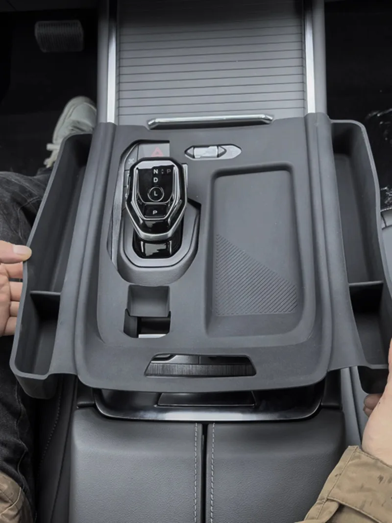 For Ford Edge L 2023-2025 Center Console Silicone Cover – Anti-Slip Gear Shift Panel & Cup Holder Protector Mat
For Ford Edge L 2023-2025 Center Console Silicone Cover – Anti-Slip Gear Shift Panel & Cup Holder Protector Mat