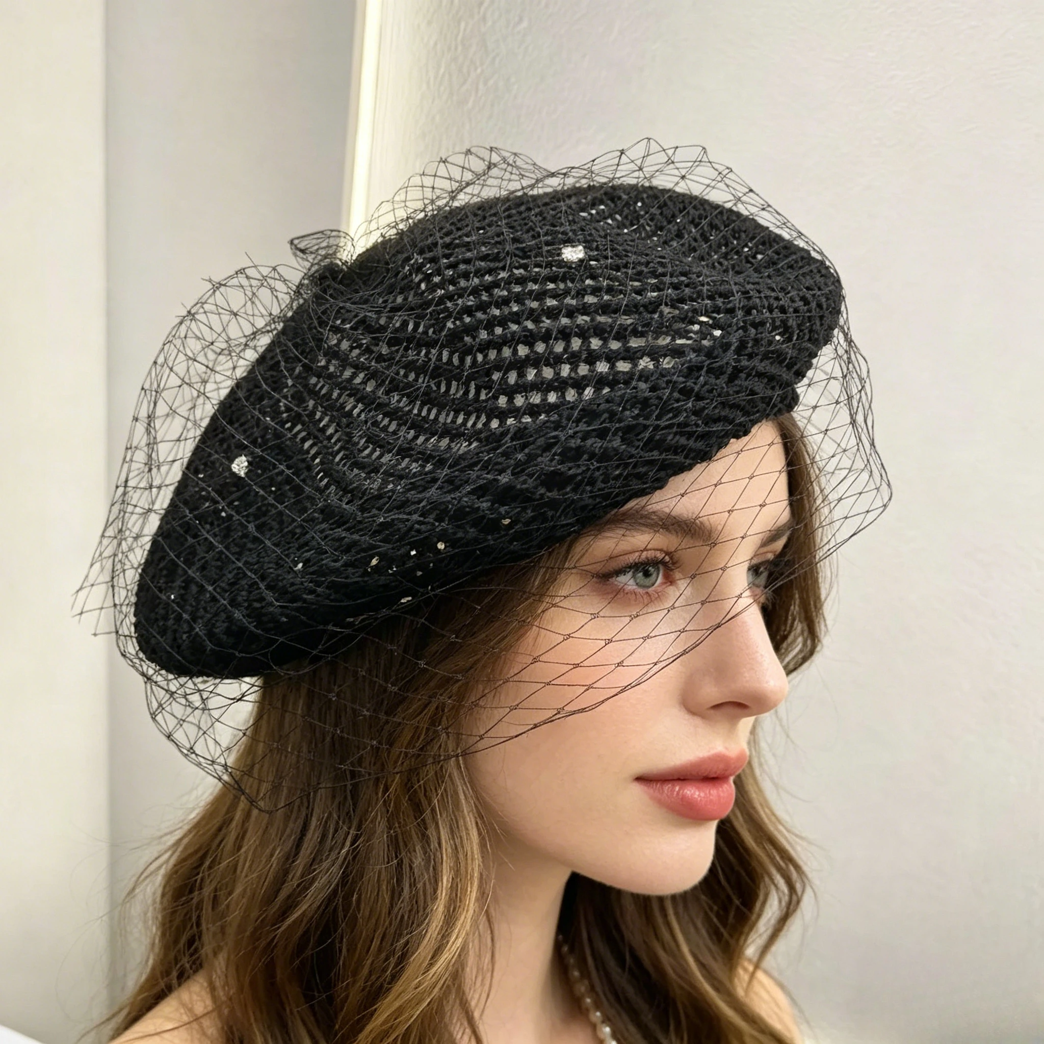 New Fashion Summer Beret Cap For Women Hollow Breathable Designer Lace Beads British Style Female Painter Hat Sun Caps Gift
New Fashion Summer Beret Cap For Women Hollow Breathable Designer Lace Beads British Style Female Painter Hat Sun Caps Gift