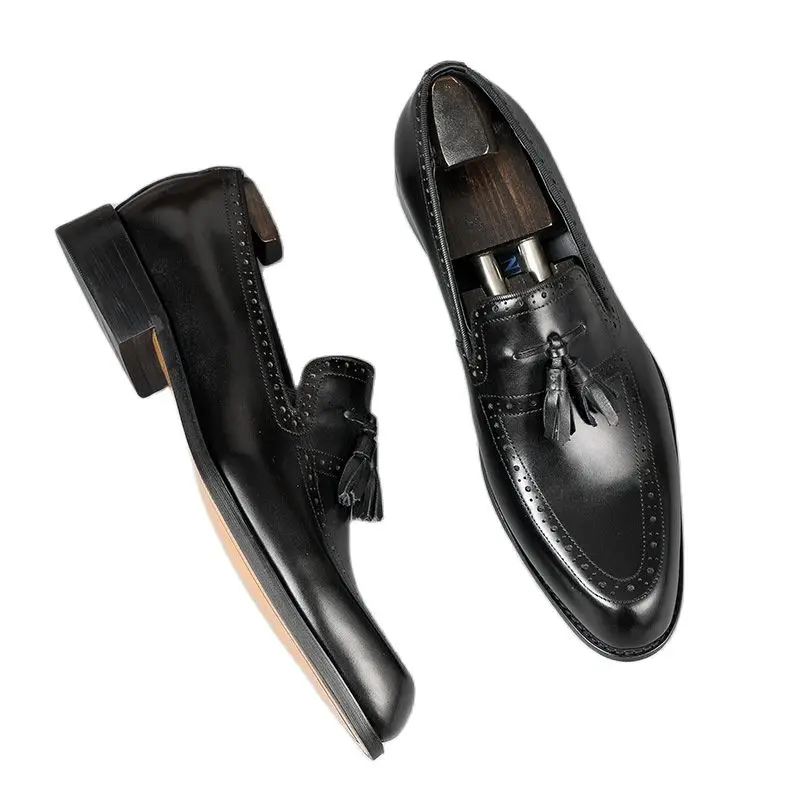 New High Grade Casual Business Men Shoes Quality Real Leather Slip On Tassel Shoes England Trendy Office Work Shoes Size 38-44
New High Grade Casual Business Men Shoes Quality Real Leather Slip On Tassel Shoes England Trendy Office Work Shoes Size 38-44