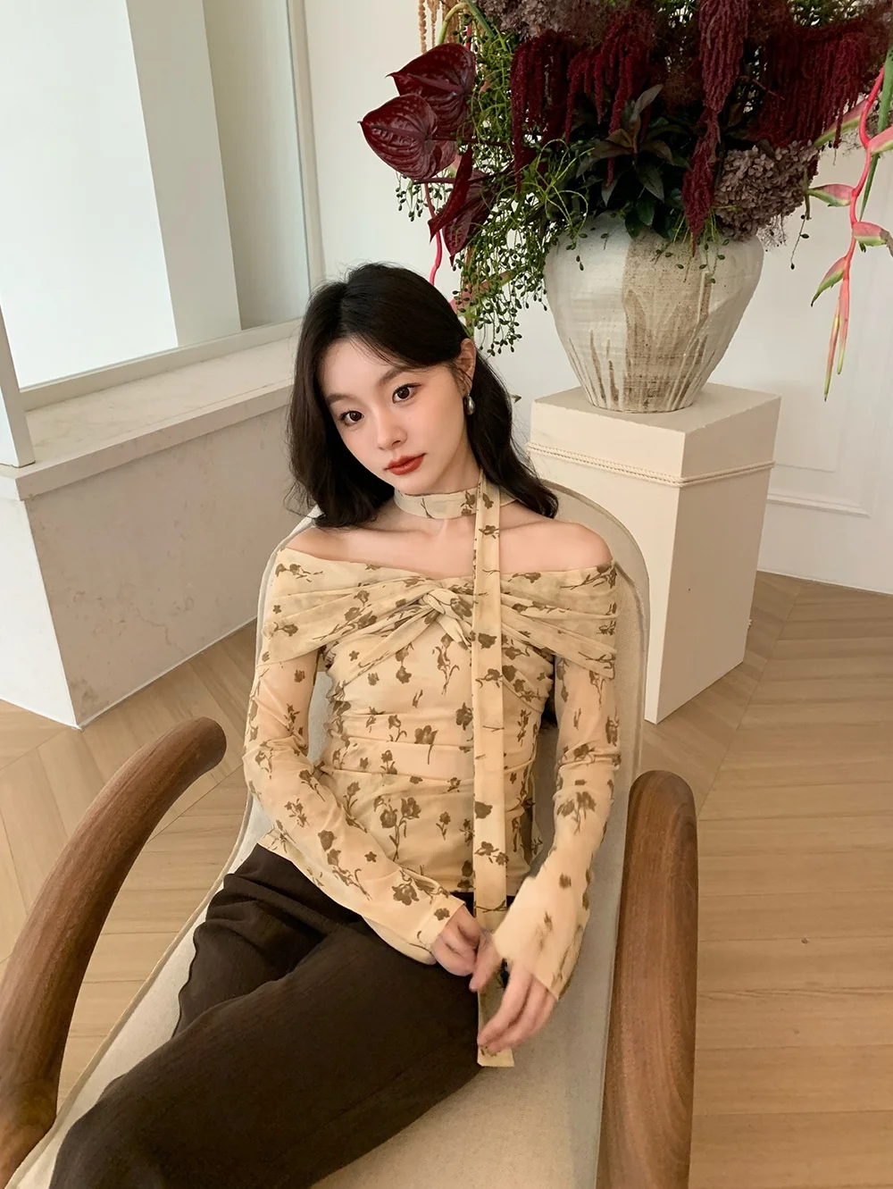 Spring Commute Style Long Sleeve T-Shirt Women's Knot Neck Print Slim Fit Floral Polyester Comfortable Breathable Tee
Spring Commute Style Long Sleeve T-Shirt Women's Knot Neck Print Slim Fit Floral Polyester Comfortable Breathable Tee
