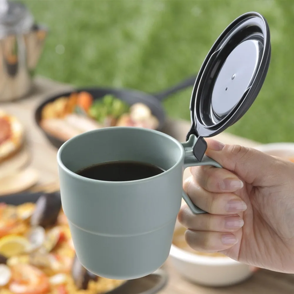 Outdoor 360ml Flap Mug High Quality with Cover Coffee Mug Hard Plastic High Temperature Water Cup For Picnic
Outdoor 360ml Flap Mug High Quality with Cover Coffee Mug Hard Plastic High Temperature Water Cup For Picnic