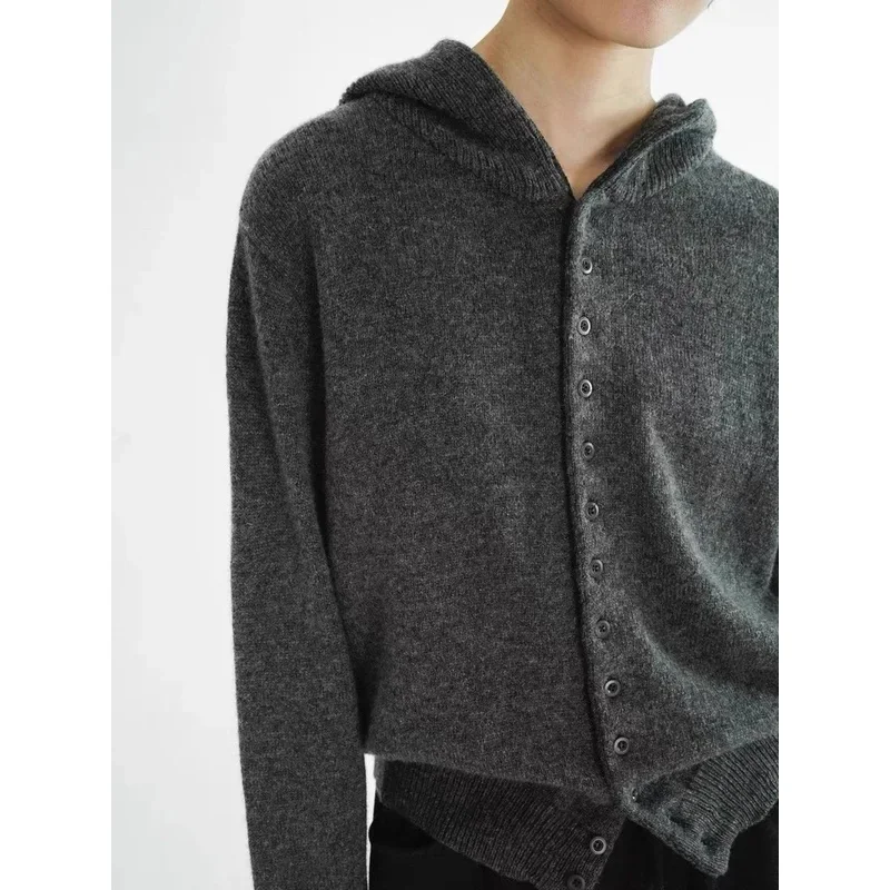 2025 Autumn/Winter new hooded cardigan women 100% pure cashmere sweater, European thick hooded autumn knitted jacket
2025 Autumn/Winter new hooded cardigan women 100% pure cashmere sweater, European thick hooded autumn knitted jacket