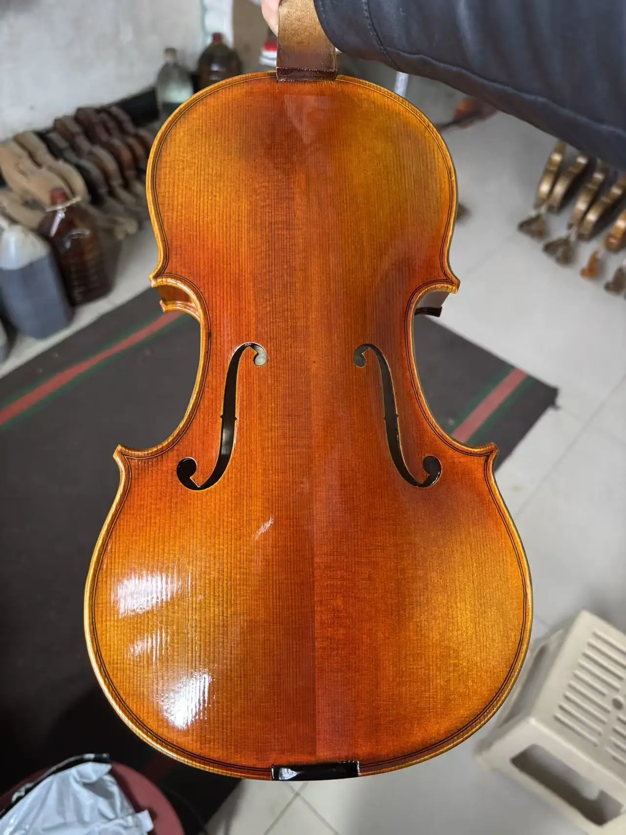Professional 4/4 Full Size Natural Flame Acoustic Violin High Quality Stringed Instrument For Orchestral Practice Play
Professional 4/4 Full Size Natural Flame Acoustic Violin High Quality Stringed Instrument For Orchestral Practice Play