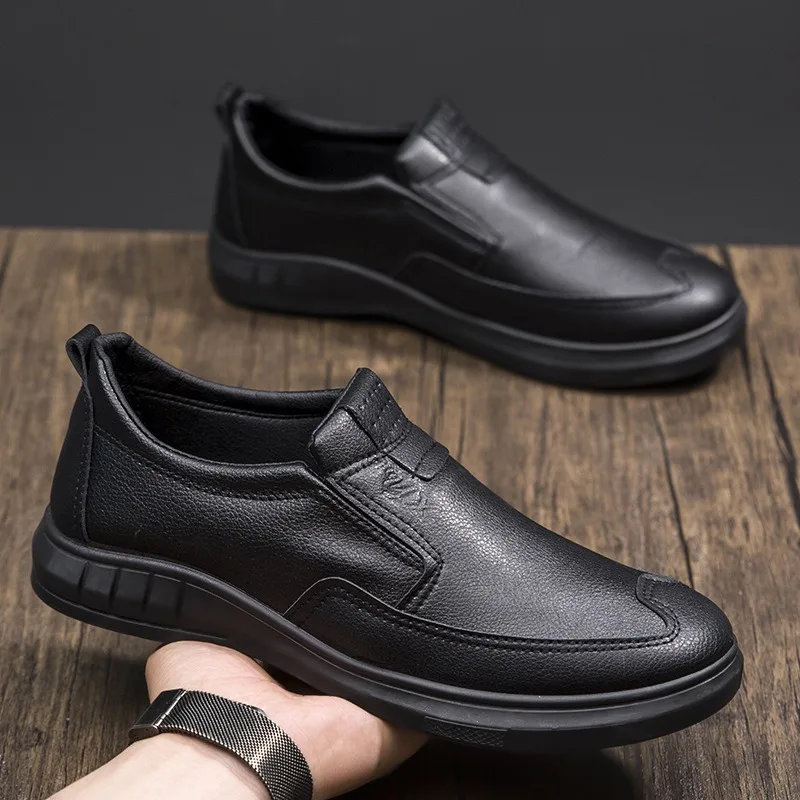 Beijing Style Men's Casual Fabric Shoes Fashionable Leather Look Breathable Slip-On round Toe Rubber Outsole Comfortable Spri...
Beijing Style Men's Casual Fabric Shoes Fashionable Leather Look Breathable Slip-On round Toe Rubber Outsole Comfortable Spri...